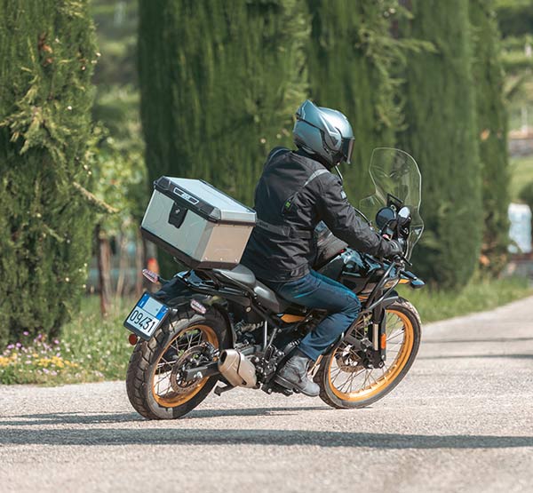 AlP44A-lifestyle-3_web