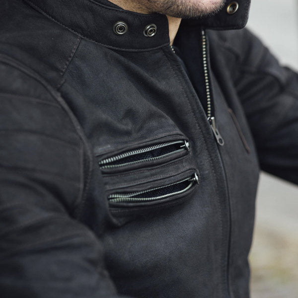 Atlon-II-front-zips-LR