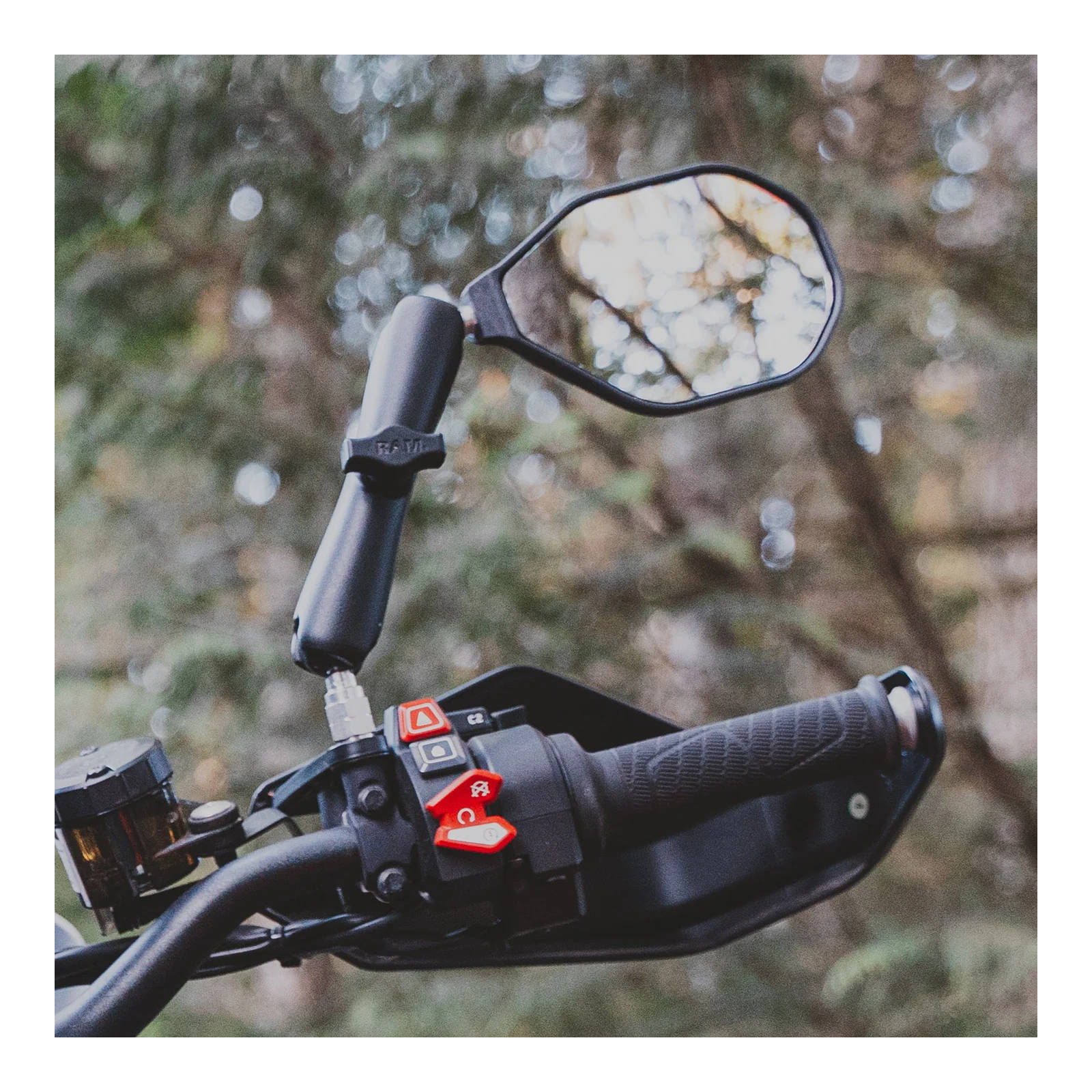 RAM Tough-Mirror Right with Ball