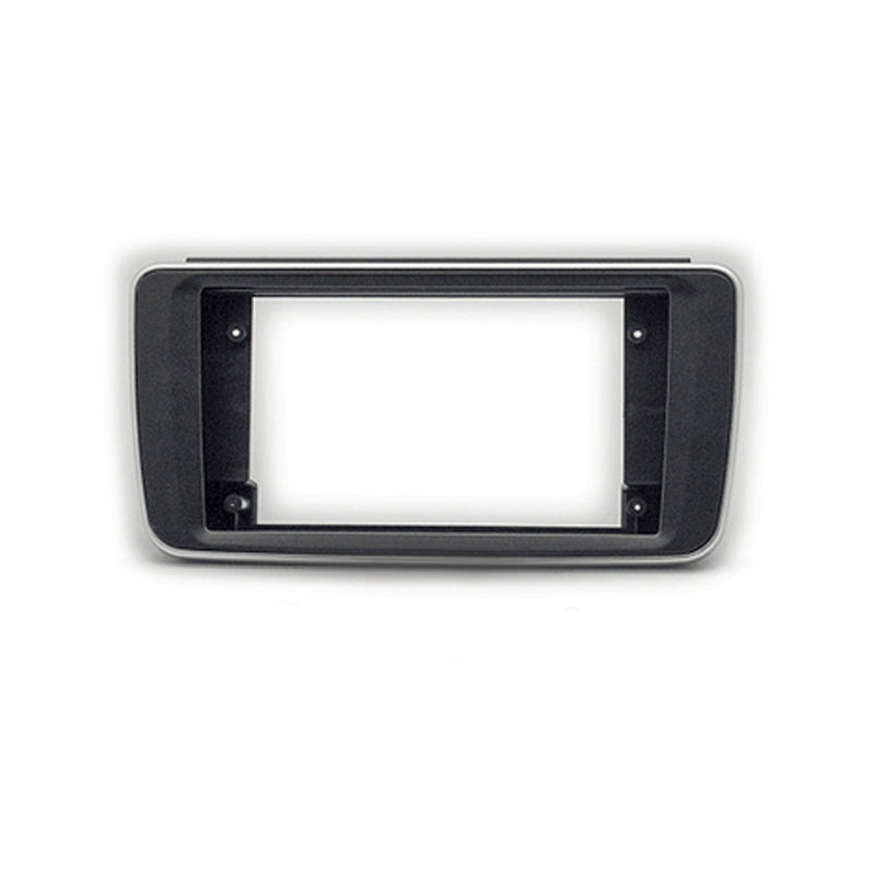FITTING KIT 9" DASH NISSAN LEAF 2018 ON (BLACK WITH SILVER TRIM)